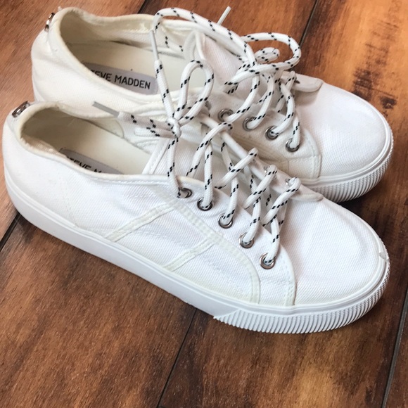 Steve Madden shoes - Picture 2 of 6